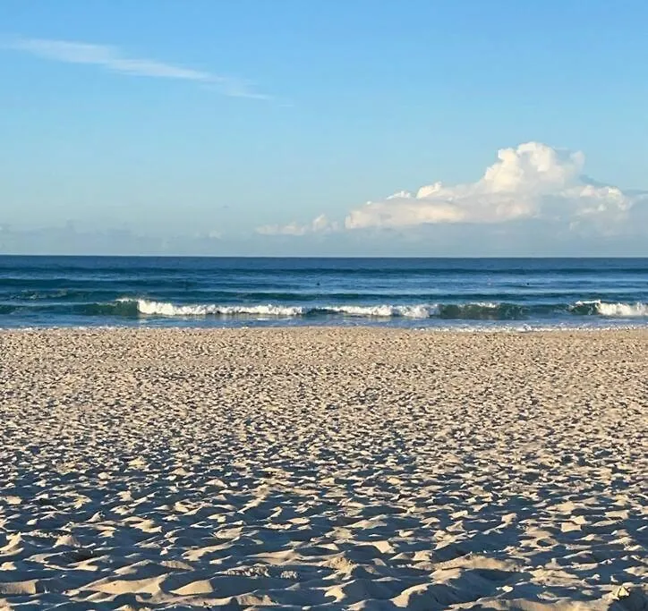 Chic Beachside Getaway 2Br 2Bath Fully Equipped Apartment Gold Coast Australia