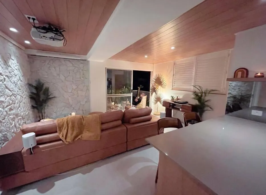Chic Beachside Getaway 2Br 2Bath Fully Equipped Apartment Gold Coast