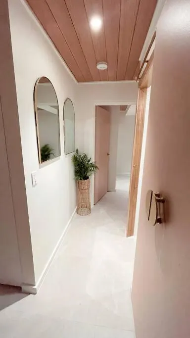 Chic Beachside Getaway 2Br 2Bath Fully Equipped Apartment Gold Coast Australia