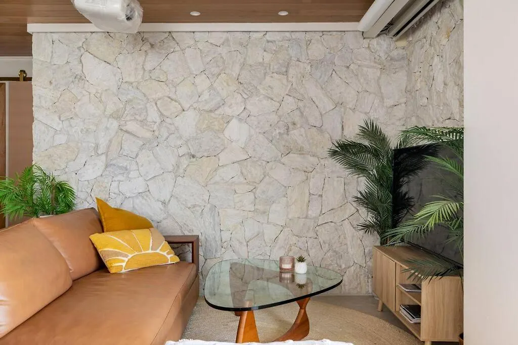 Chic Beachside Getaway 2Br 2Bath Fully Equipped Apartment Gold Coast